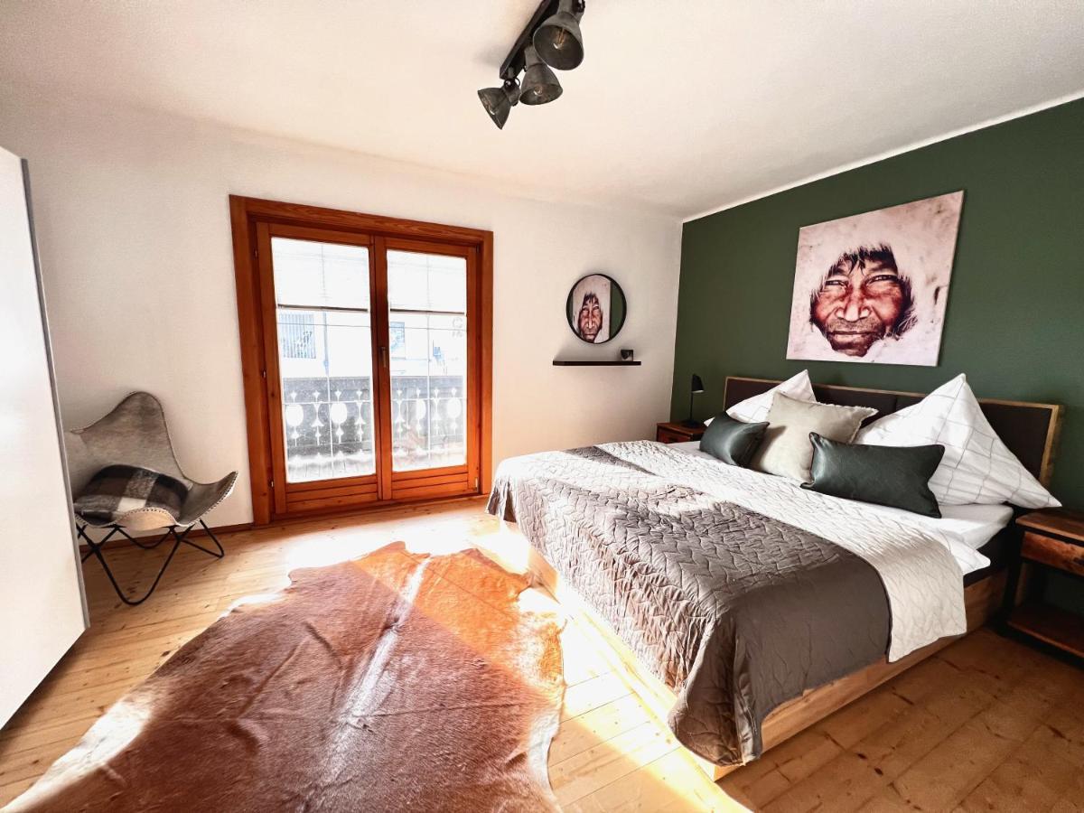 4 Season Chalet
